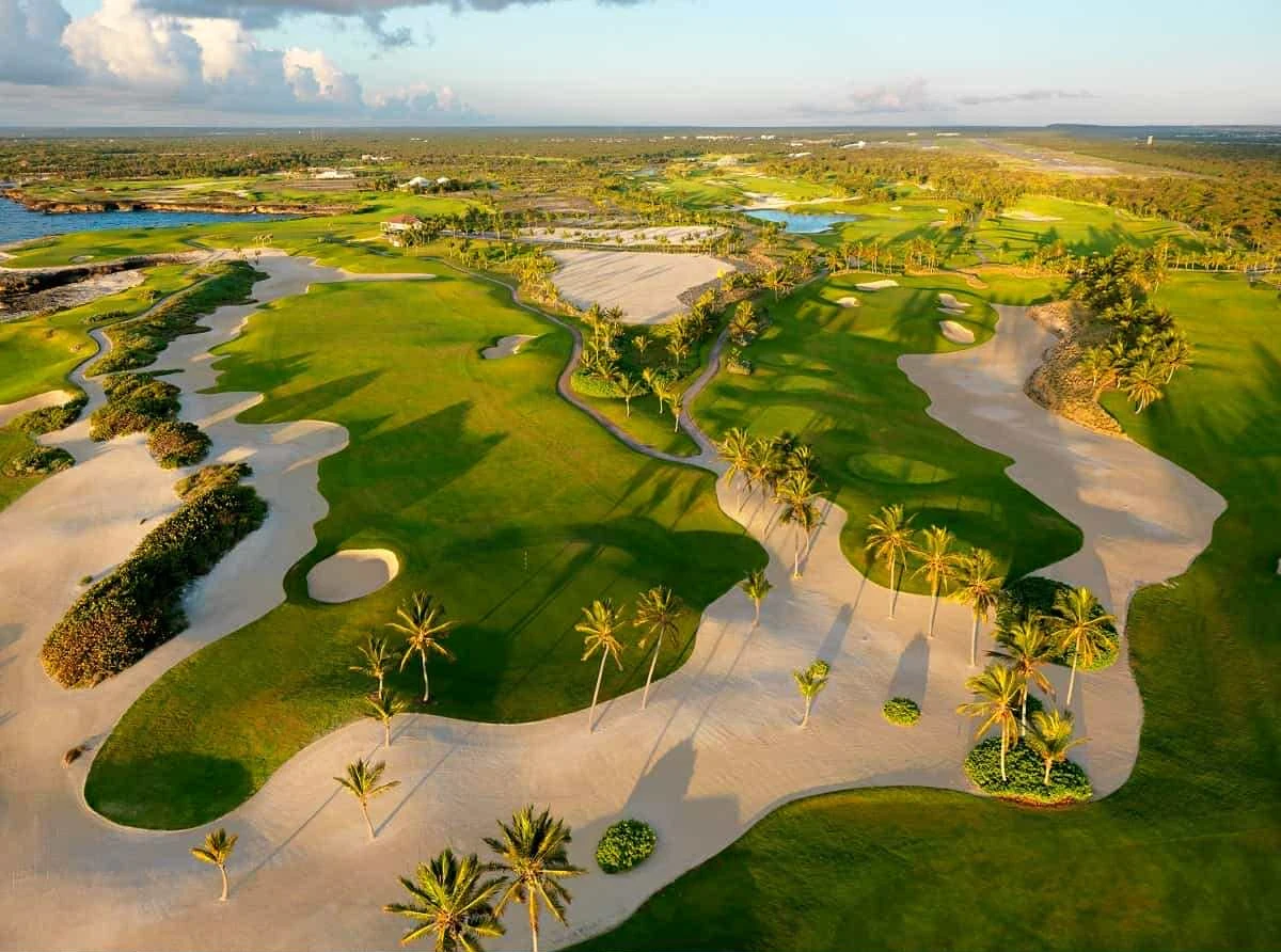 Iberostar Bávaro Golf Club · vue aérienne d’ensemble du parcours