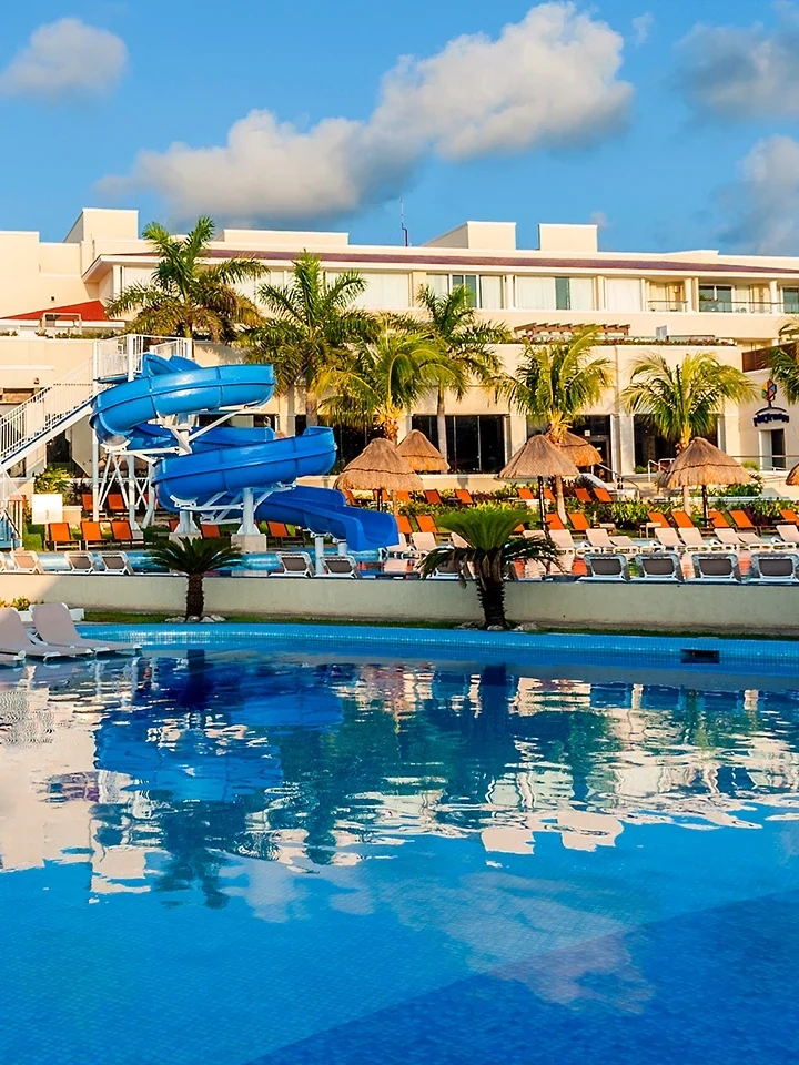 Piscine du Moon Palace Nizuc – Cancun · accès annoncé par l’hôtel